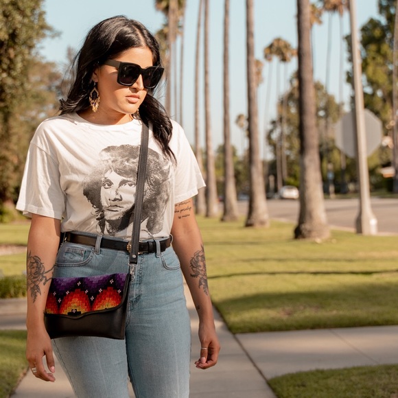 Huipil Amada Crossbody Clutch - Picture 4 of 4